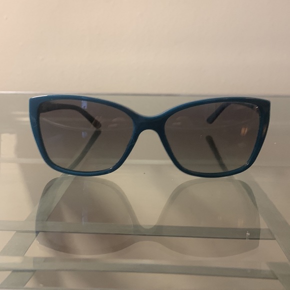 Versace sunglasses - Picture 8 of 9